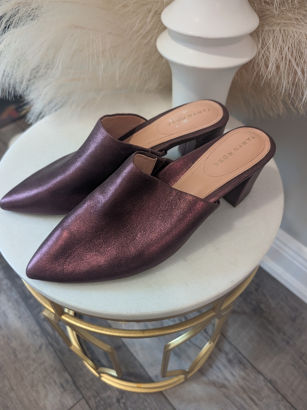 Taryn Rose Metallic Plum Pointed Mule Heels Sz 8.5